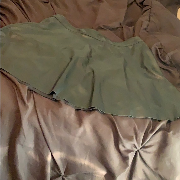 Black Skirt - Picture 1 of 3